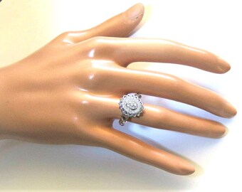 Anello in oro bianco 14 carati con 25 diamanti, misura 6