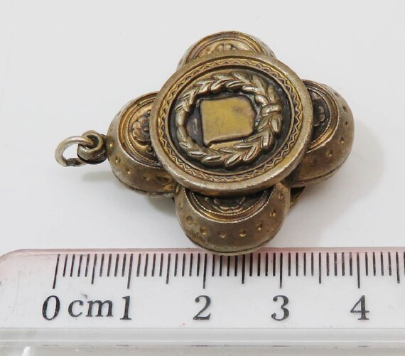 Broche Ancienne Art Déco En Bronze - Motif Deux Roses - État Correct