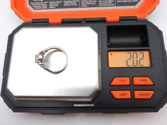 10k Solid White Gold Ring, Size 6 - image 6