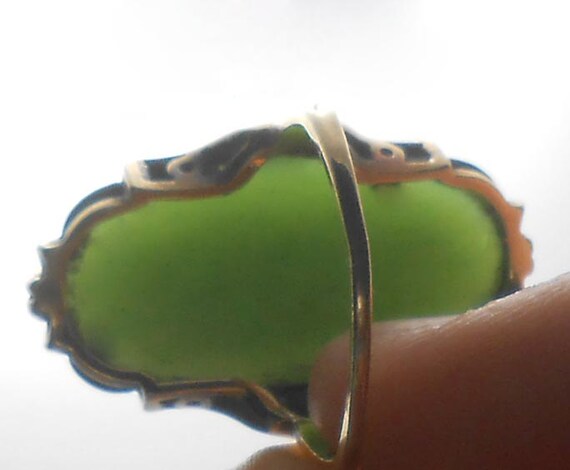 Antique 10K Solid gold  Huge Jade Ring Size 7 1/2 - image 3