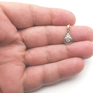 Colgante de oro blanco macizo de 14 quilates con diamante para mujer: talla brillante redonda de 3/8 de quilate. imagen 7