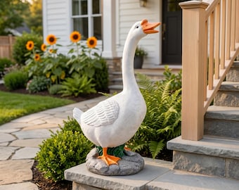 Realistic White Goose Statue, Farmhouse Porch Goose Figurine, Outdoor Resin Lawn Ornament, Garden Patio Entryway Decor, Housewarming Gift