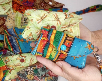 Adorable Wristlet Purse Bag ~ CHOICE of Size/Print ~ Small or Medium