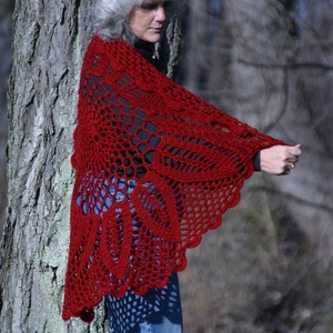 Red Tea Leaf Vintage Design Circular Shawl, Beautiful Drape - Doris Chan Pattern - Super Soft Spider Web Circle Wrap