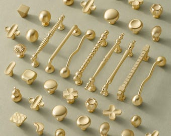 Puxadores e maçanetas de latão escovado para armários, puxadores franceses vintage para cômodas, ferragens para gavetas de guarda-roupas, puxadores com furo único ou entre furos.