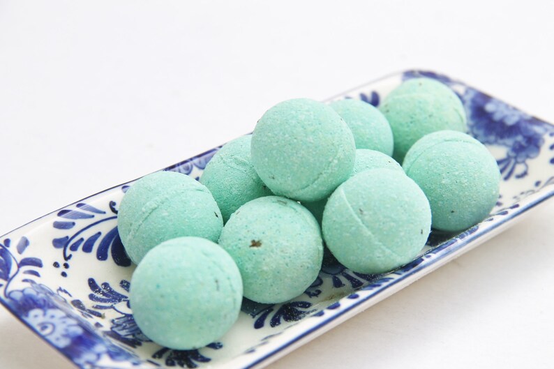 Pedicure Bath Bombs Mini Bath Bombs Spa Gift Set Eucalyptus Etsy