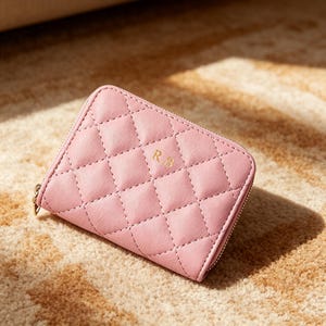 Cartera pequeña acolchada con cremallera, monedero pequeño personalizado con iniciales KL, tarjetero de bolsillo para mujer, cartera de regalo en negro, blanco y rosa.