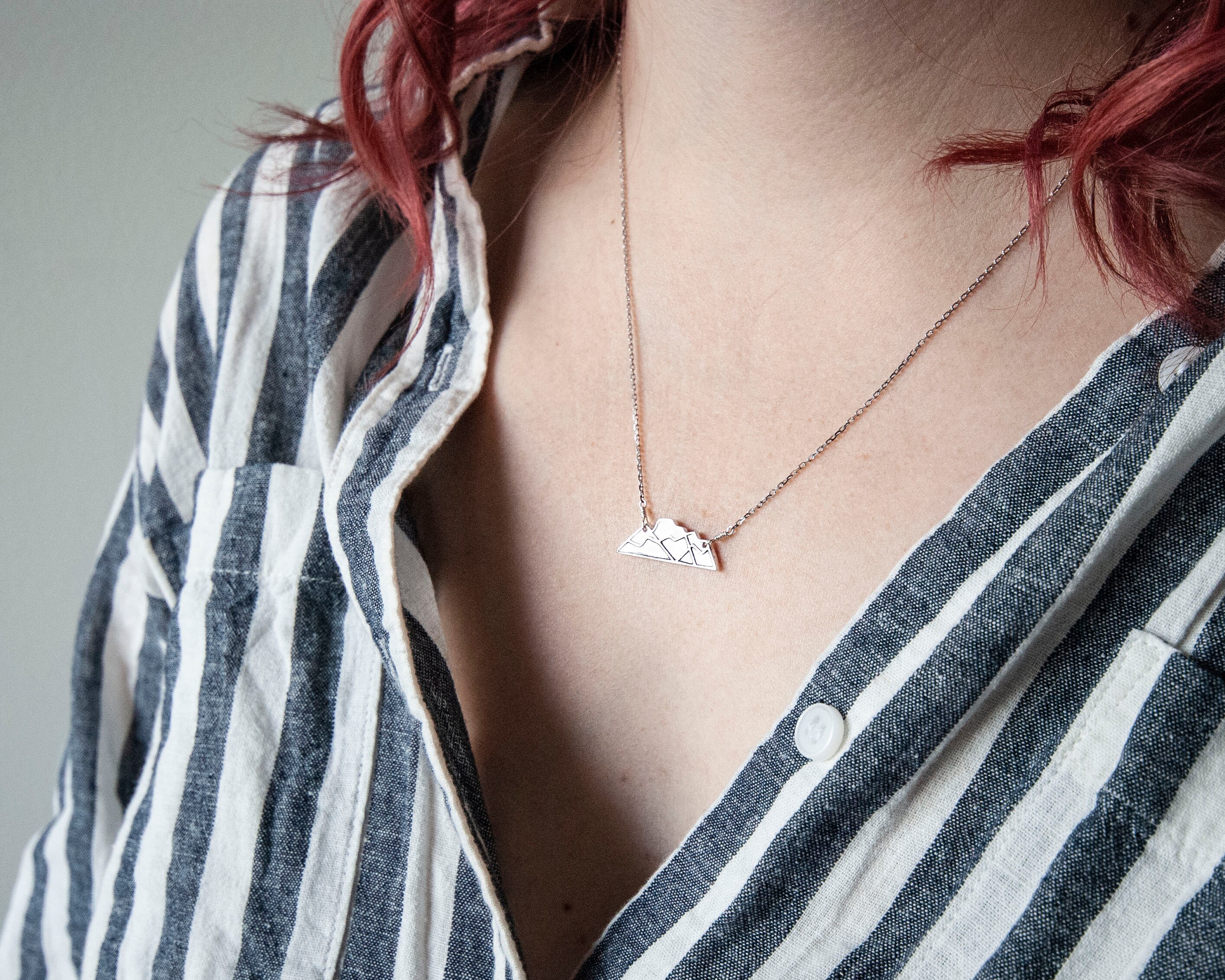Three sisters mountain necklace outlet