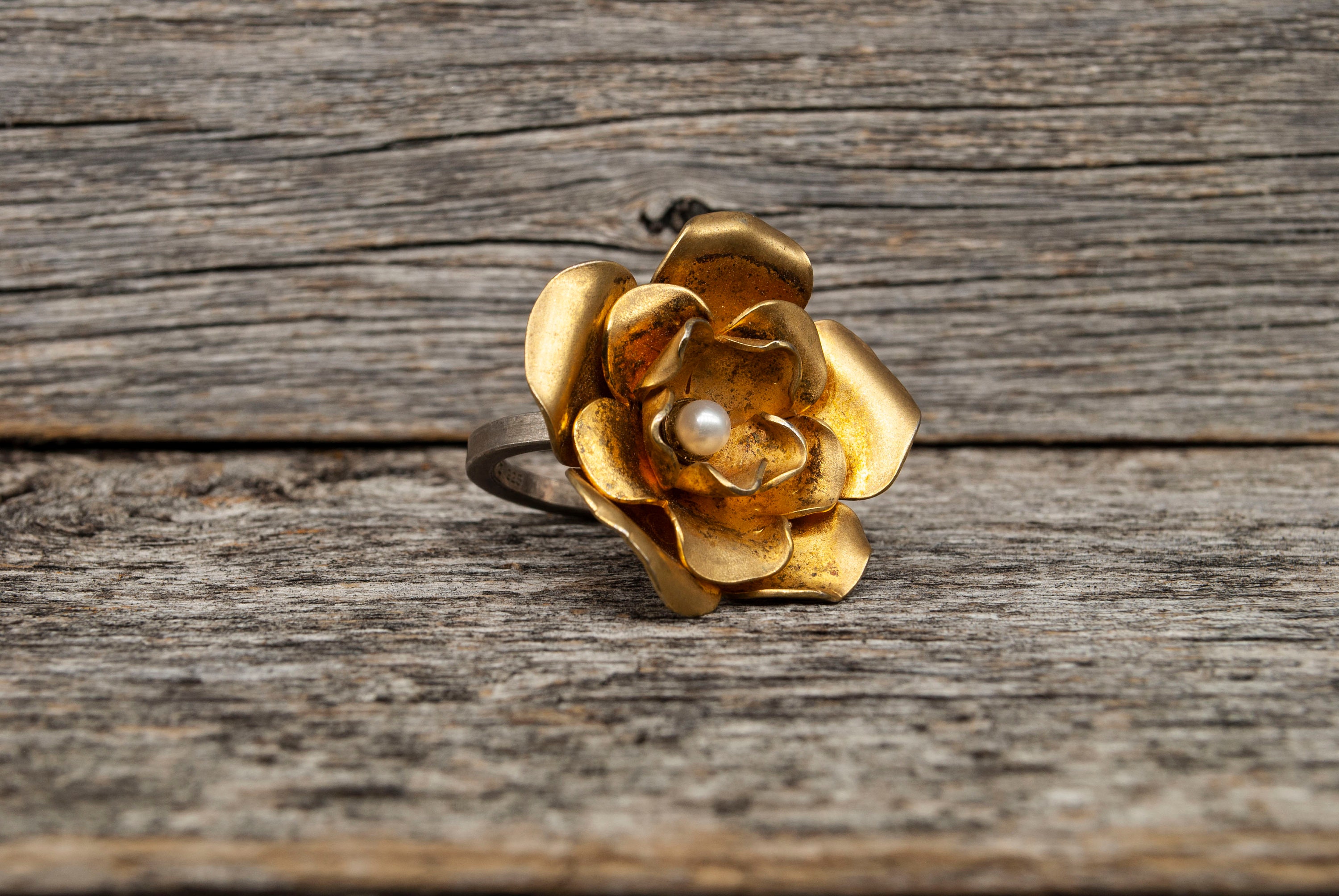 Vintage gold cheap flower ring