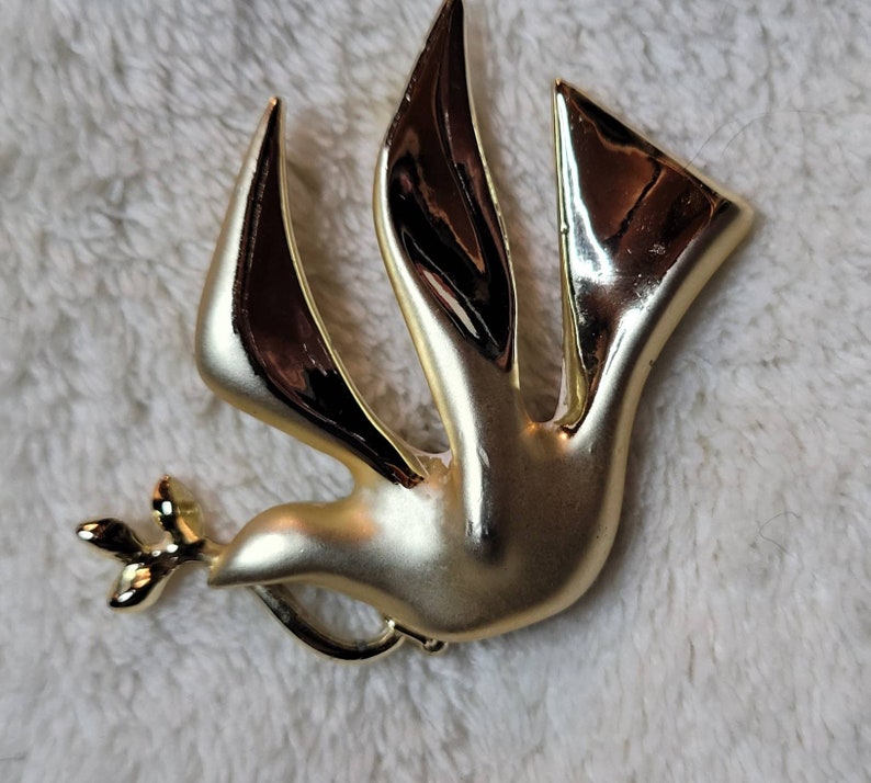 Golden Dove /& Olive Branch Pin by Guiste