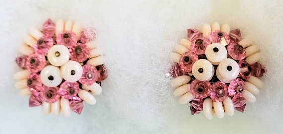 40s 50s Classics..! Milk Glass & Pink Crystal Ear… - image 2