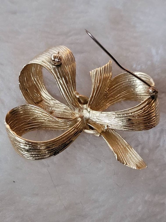 Gold Pin  14 K  Golden Bow Brooch Pin Vintage Fab… - image 5