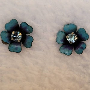 Baby Blue Rhinestone   Roses Earrings..