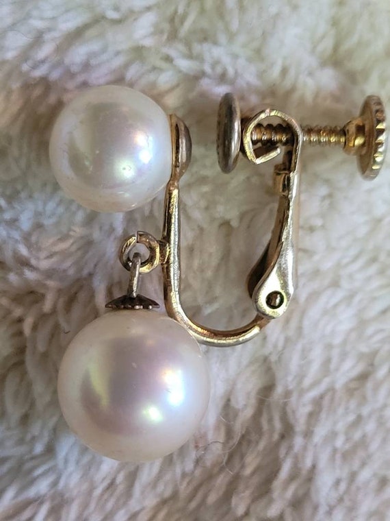 Pretty Pearl's Swinging like The Sixties Earrings… - image 3