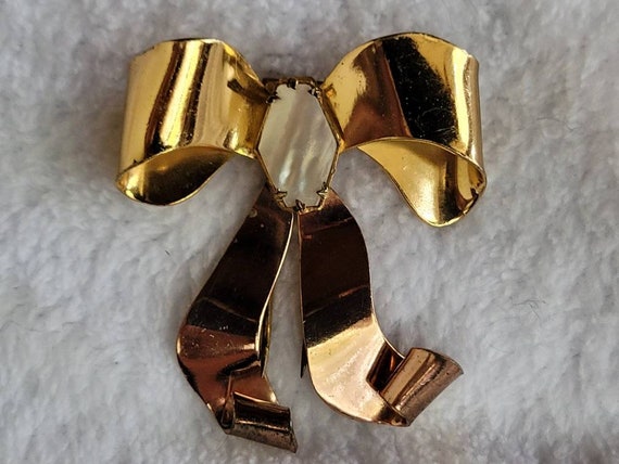 Coro Bow Mother of Pearl Cebtrr 40s 50s - image 4