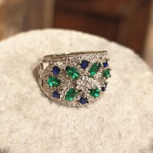 Silverring med flera zirkoner för kvinnor