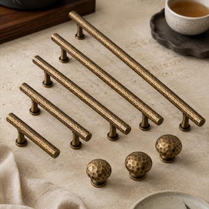 Antique Brass Cabinet Handles Hammered Pulls Vintage Drawer Knobs Luxury Cabinet Hardware Rustic Kitchen Cupboard Dresser Furniture Handles