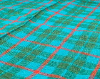 Groenrood vintage tafelkleed van Dralon, kersttafelkleed als nieuw