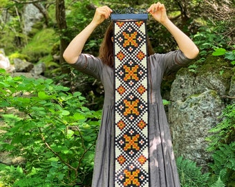 Norwegian folk art tapestry , Norway textile wall decor , Vintage bell pull