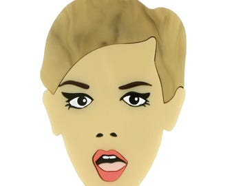 Twiggy brooch