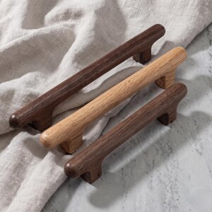 Natural Wood Cabinet Pulls, Walnut Drawer Handles, White Oak Kitchen Hardware, Minimalist Furniture Knobs