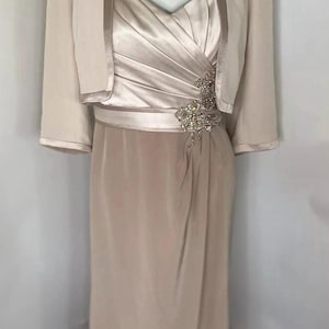 Vintage Champagne Beaded Gown: Mother of the Bride Formal Dress (Size 2)