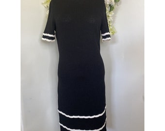 Vintage 1980s Wool Knit Sweater Dress: Alnoral Black & Off White