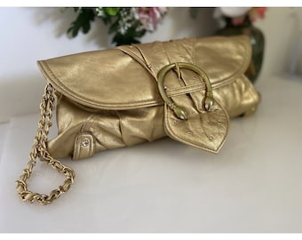 Luxurious Gold Cache Leather Clutch Wristlet Snake Eyes Rhinestone Trim Vintage 1980s Disco Diva Bag Metallic Mod Fashions Vintage Fashions