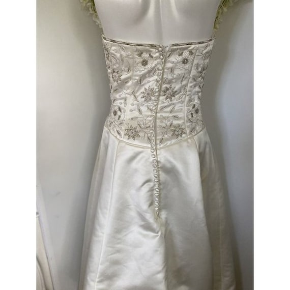 David's Bridal Size White Dress With Train On Queenly, 60% OFF