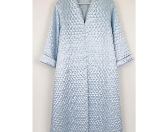 Carlton Hall Vintage 1960s Ice Blue Quilted Long Zippered Robe Pockets Lined EUC