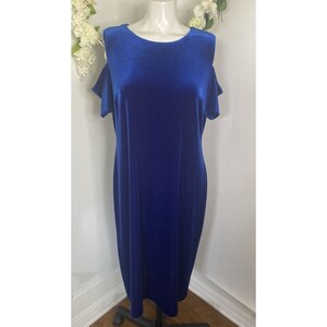 blue velvet calvin klein dress Calvin Klein Velvet Long Sleeve Belted Dress, Sapphire, 4 : Amazon.ca:  Everything Else