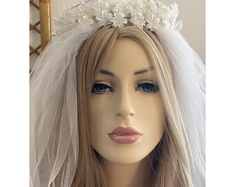 Vintage Floral Beaded Pearl Embellished Wedding Crown Headband Pearlescent EUC