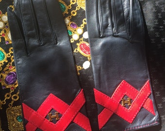 MINT. Vintage HERMES Black Lambskin Gloves With Golden H