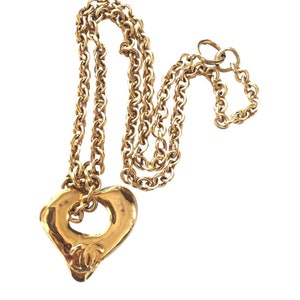 Chanel 2023 Strass CC Heart Pendant Necklace - Gold-Plated Pendant Necklace,  Necklaces - CHA966119