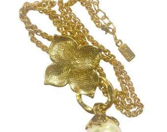 Vintage Yves Saint Laurent 1990s Gold-Tone Chain Statement Necklace with Large Opalescent Faux Pearl & Floral Pendant. 080609ac3
