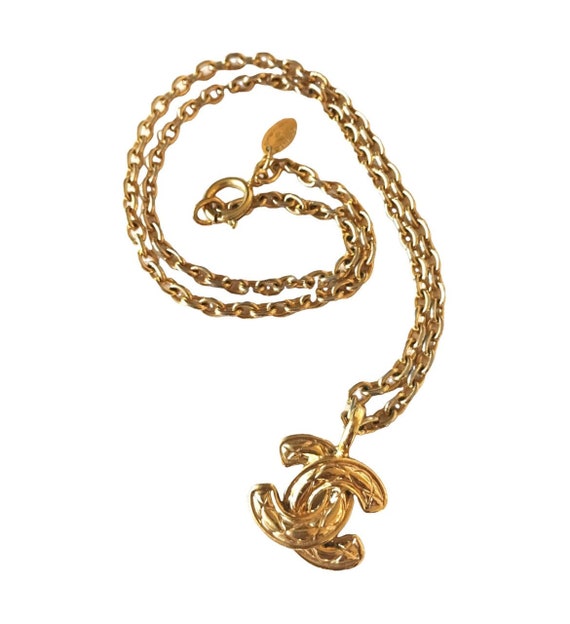 ★VINTAGE HOLLYWOOD★送料込み★Matte Classic Chain Necklace Vintage CHANEL Classic Chain Necklace With Mini Matelasse CC