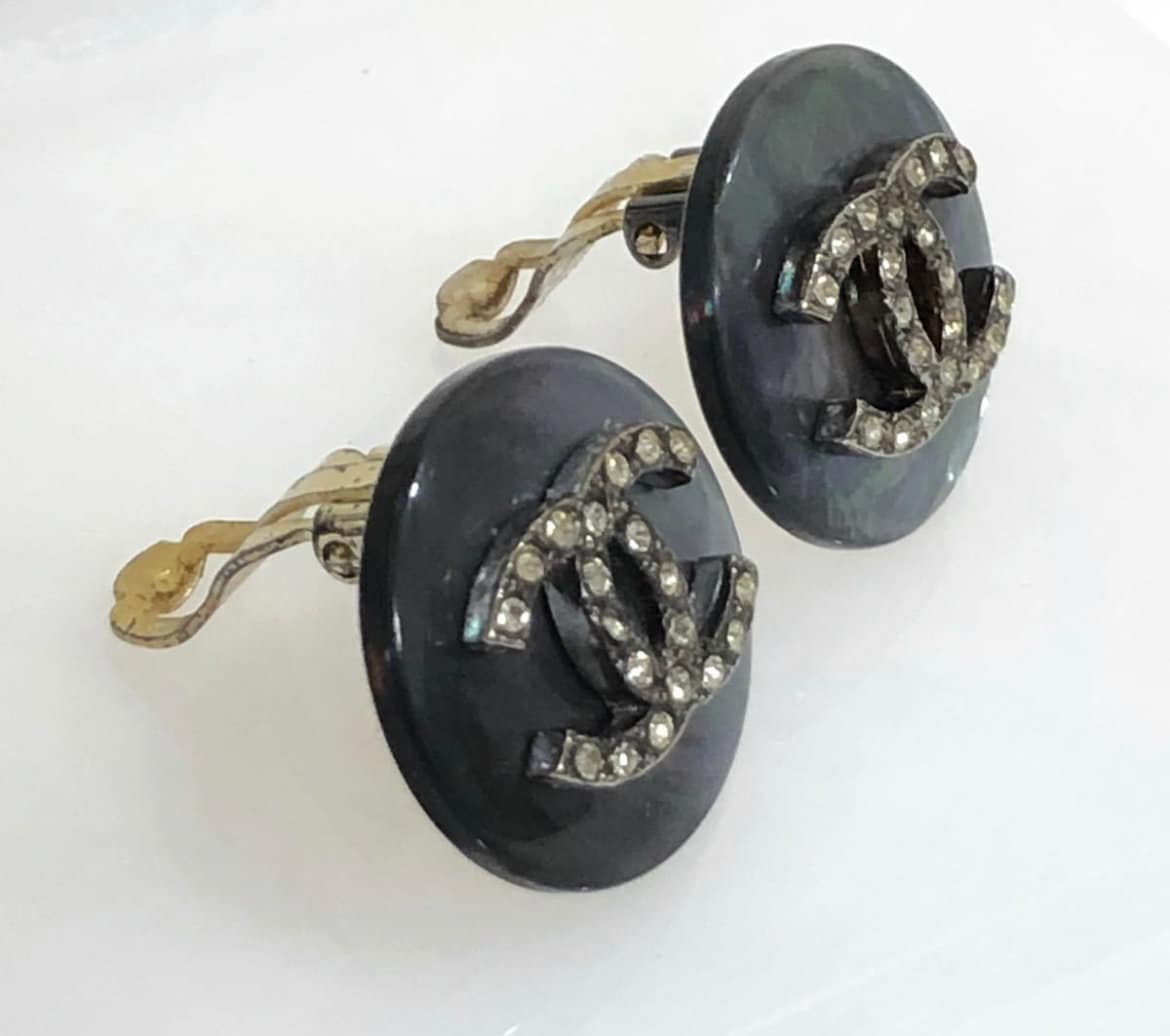 Vintage CHANEL black shell earrings with rhinestone crystal CC motif. –  eNdApPi ***where you can find your favorite designer  vintages..authentic, affordable, and lovable.