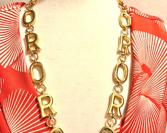 Vintage Moschino chain statement necklace with golden O and R letter charms with logos. 050323re5