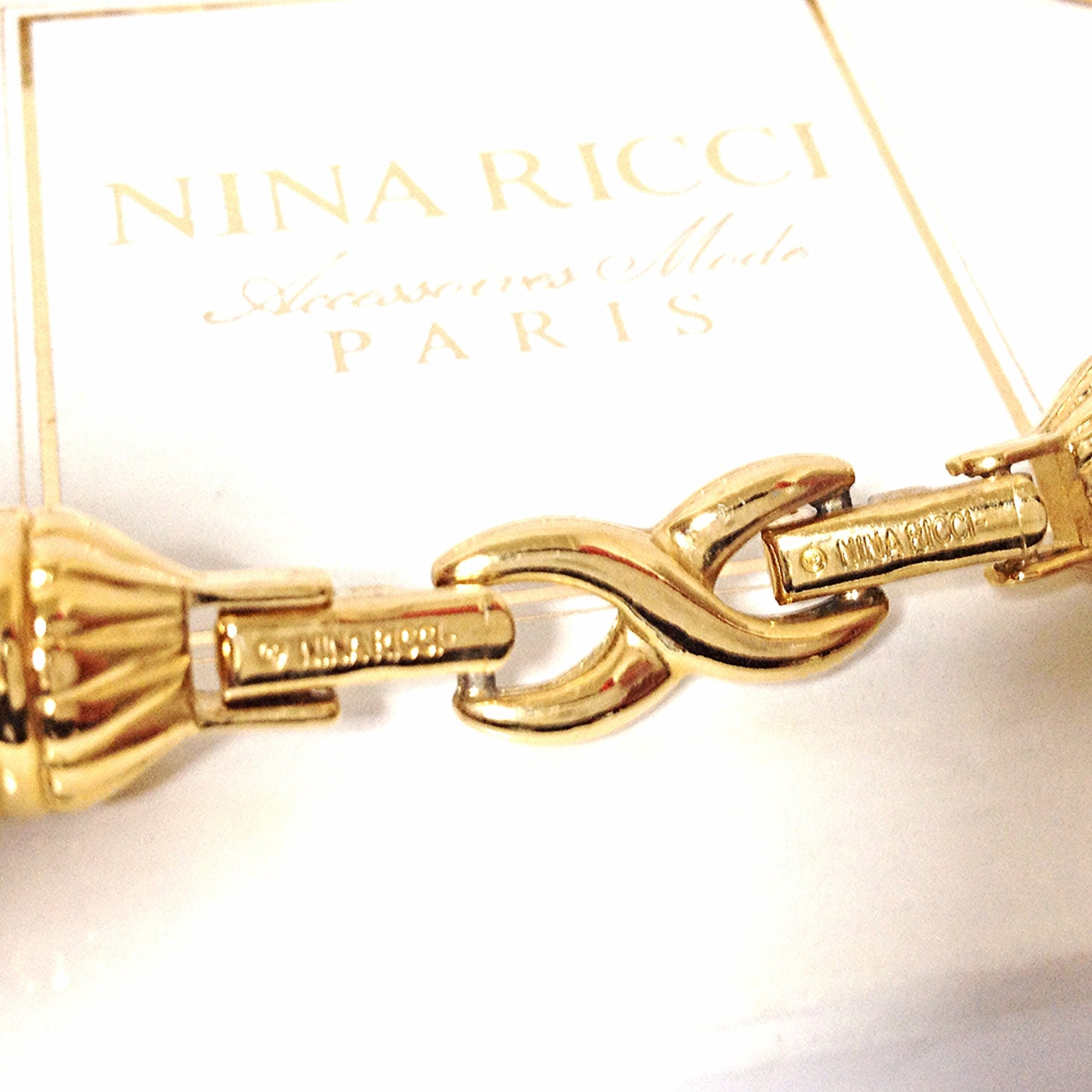 Clips à Cheveux Vintage Nina Ricci - Métal Doré - Occasion - Accessoire Rétro