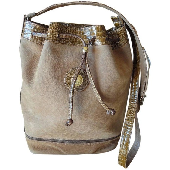 Fendi vintage bucket bag hot sale