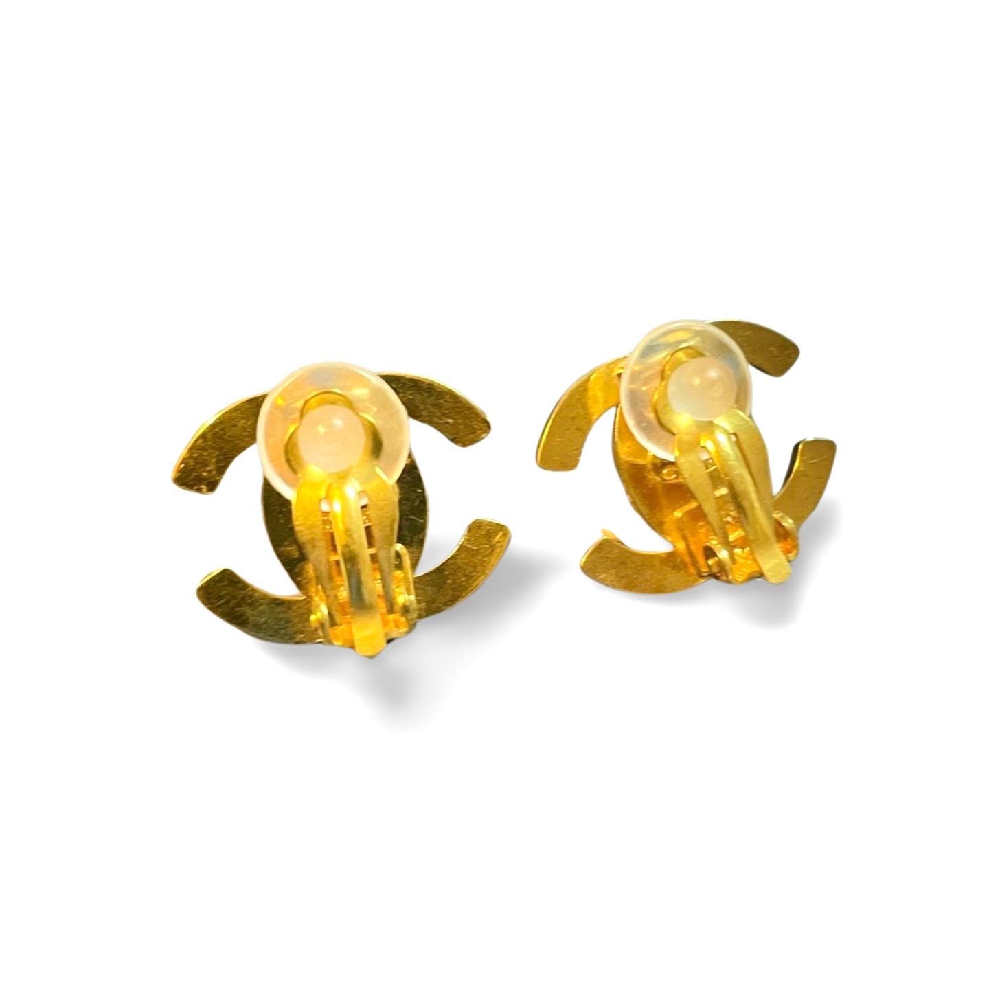1995 Vintage CHANEL Gold-Tone Turn-Lock CC Earrings — Classic Coco 