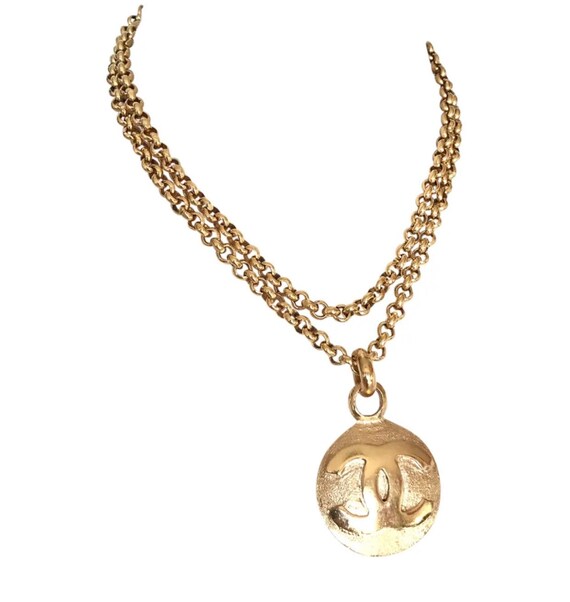 Vintage CHANEL Golden Chain Necklace With Round CC Mark Charm