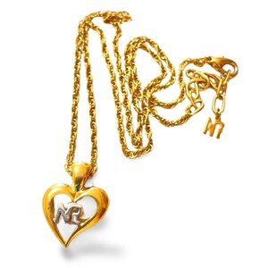 MINT. 1990s Vintage NINA RICCI Skinny Chain Necklace with Open Heart Logo Pendant — Elegant Minimalist Jewelry — 051016ap5