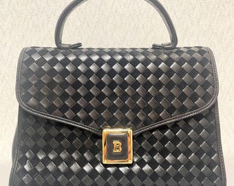 1990s Vintage Bally Black Smooth and Suede Leather Intrecciato Handbag Gold Tone B Closure Made in Italy 080520ys1