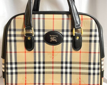 Vintage Burberry classic beige nova check fabric handbag with black leather  trimmings. Classic Burberry bag. Large bag. Unisex. 0409051