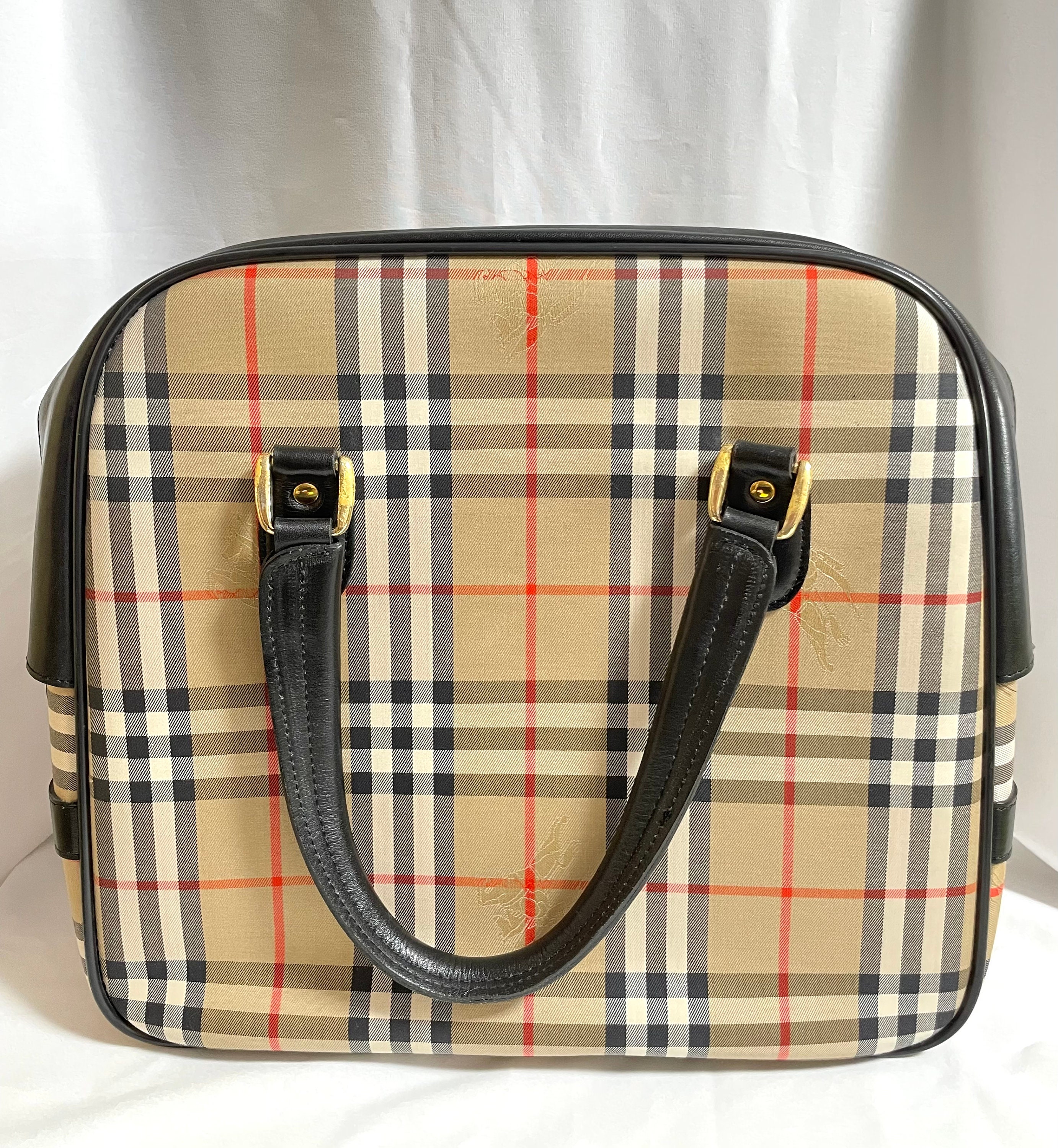 Vintage Burberry classic beige nova check speedy bag style handbag with  leather For Sale at 1stDibs