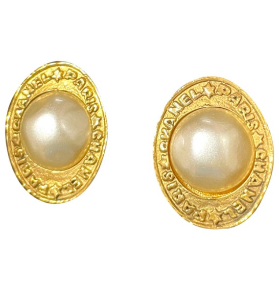 Vintage CHANEL Golden Earrings With Oval Shape Faux Pearl and