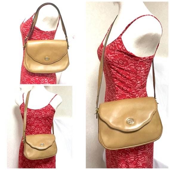 Vintage Gucci Nude Brown Leather Shoulder Bag With Golden and