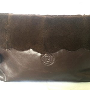 80&#39;s vintage Fendi dark brown large leather clutch purse, pouch, toiletry bag with genuine rabbit fur collar with pom pom. 060531r6
