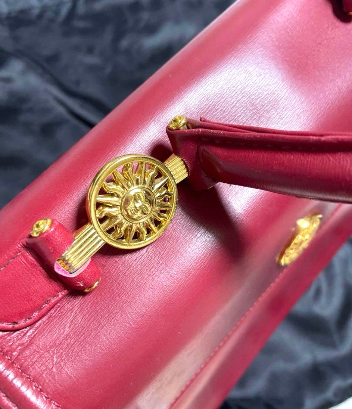 Vintage Gianni Versace Apricot Red Leather Kelly Style Bag Vintage Gianni Versace Apricot Red Leather Kelly Style Bag